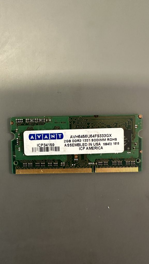 Avant 2GB DDR3 1333MHz PC3-10600S SO-DIMM 204-Pin 1.5V Non-ECC AVH6456U64F9333GX