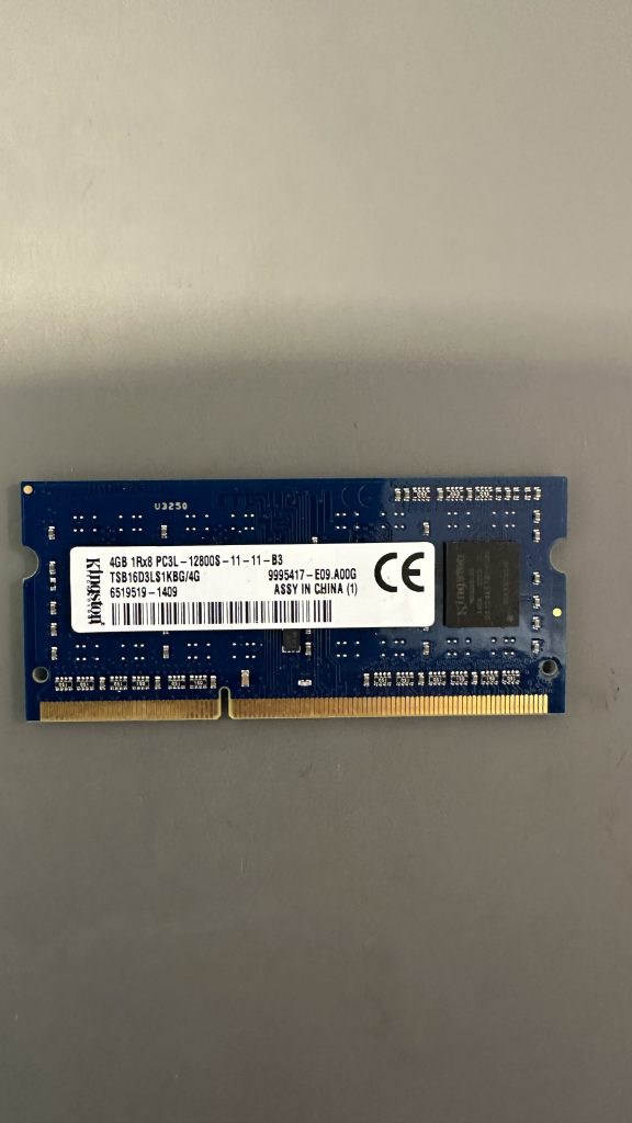 Kingston 4GB DDR3L 1600MHz PC3L-12800S SO-DIMM 204-Pin 1.35V Non-ECC TSB16D3LS1KBG/4G